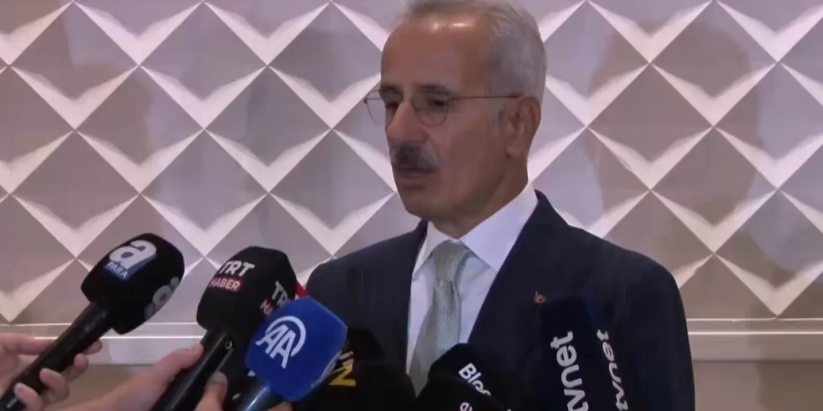 Bakan Uraloğlu: Geminin 11 dakikada battığı değerlendiriliyor