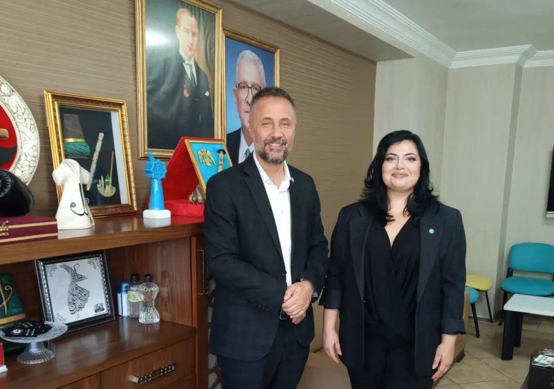 Avukat Almina Pamuk İYİ Parti’ye katıldı