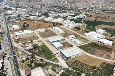 Bursa İnegöl'de 105 Adada yol kaplama çalışmaları başladı
