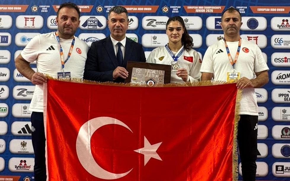 Konyalı Sinem Oruç Avrupa İkincisi Oldu