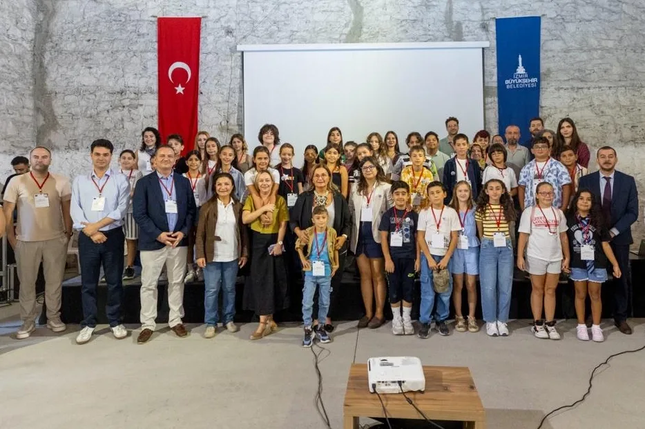 İzmir'de 40 çocuk iklim forumu hazırladı