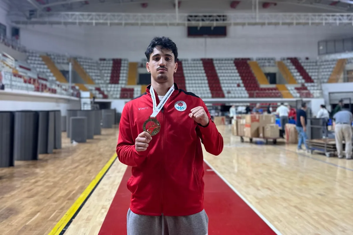 Trabzonlu Tekvando Sporcuları 5 Madalya Kazandı