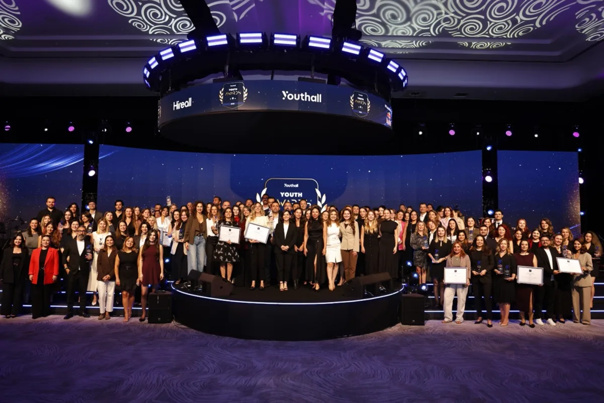 Youth Awards 2026: En Tercih Edilen Şirketler Belli Oldu