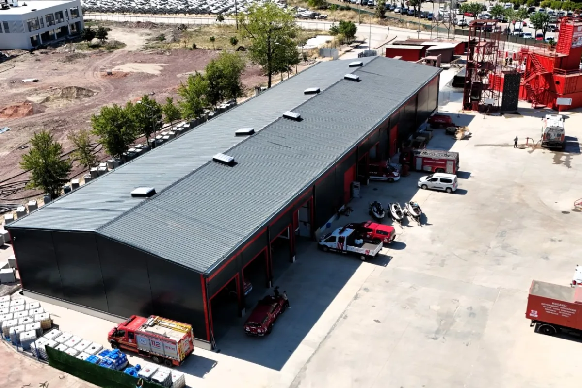 Kocaeli'de İtfaiye Depo Binası Hizmete Açıldı