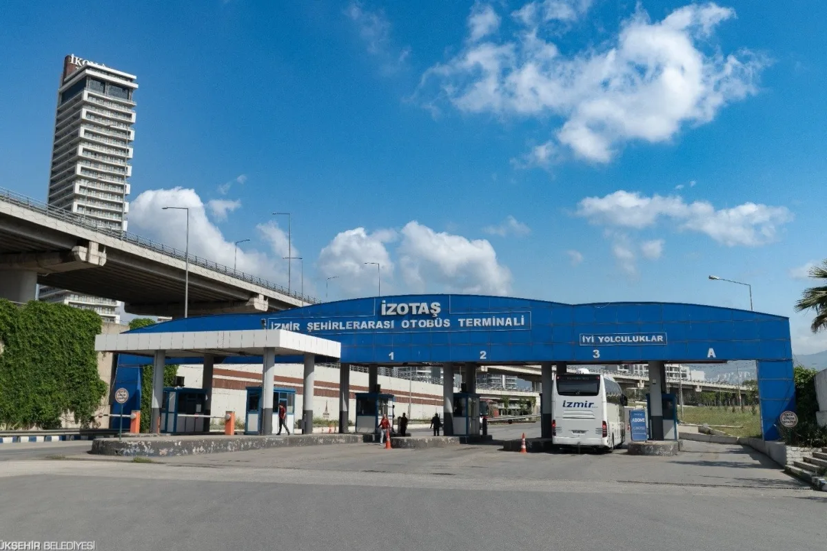İzmir Otogarı'nda Yeni Ücret Tarifesi Açıklandı