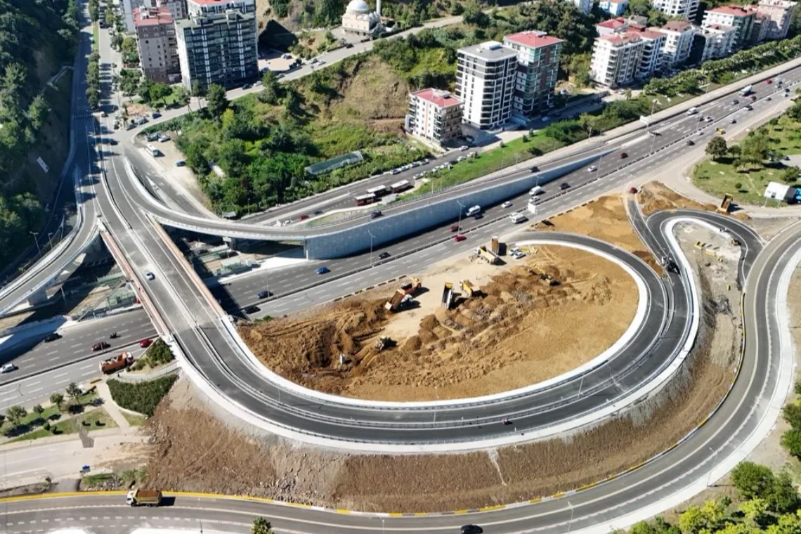 Kenan Şara Kavşağı Düzenlemesi Trafiği Rahatlattı