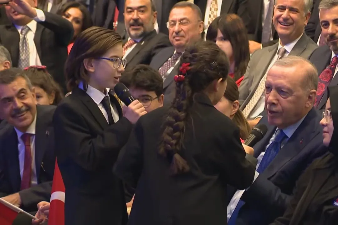 Erdoğan, çocuklarla Çayelinden Öteye söyledi