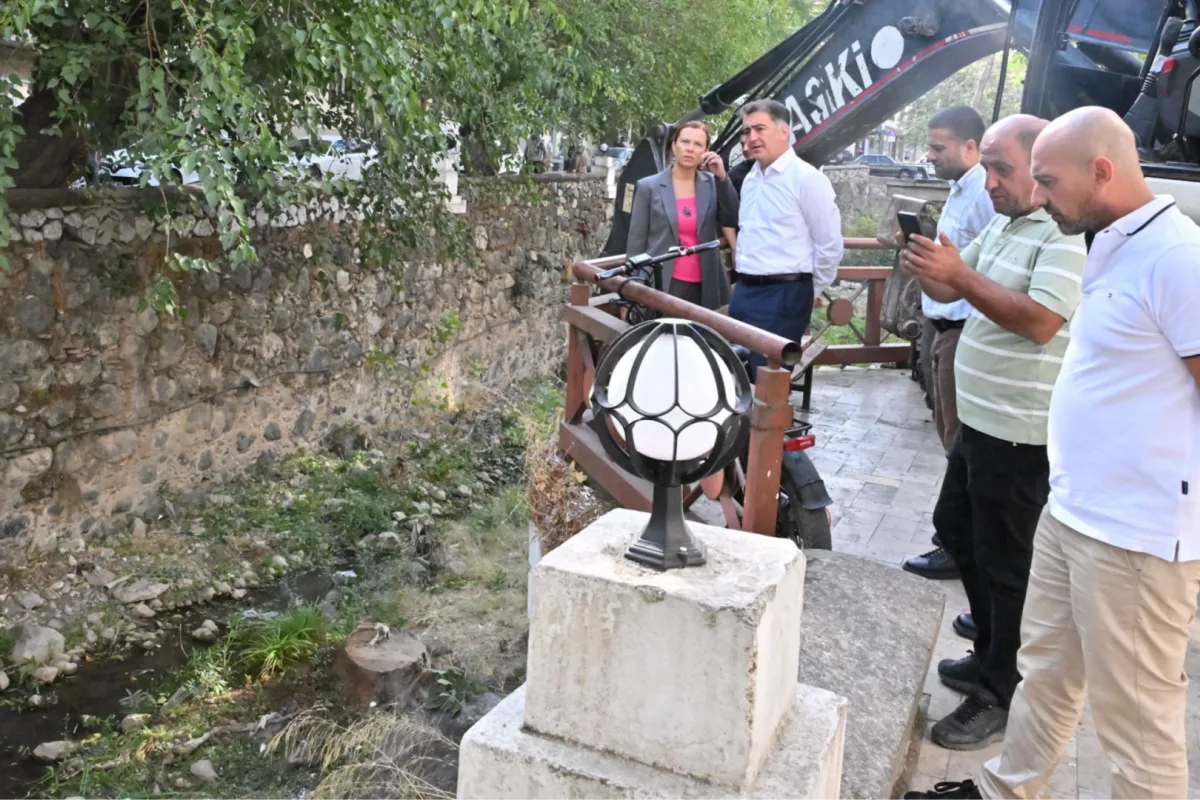 Çaybaşı Deresi’nde Kış Öncesi Temizlik Çalışması Başladı