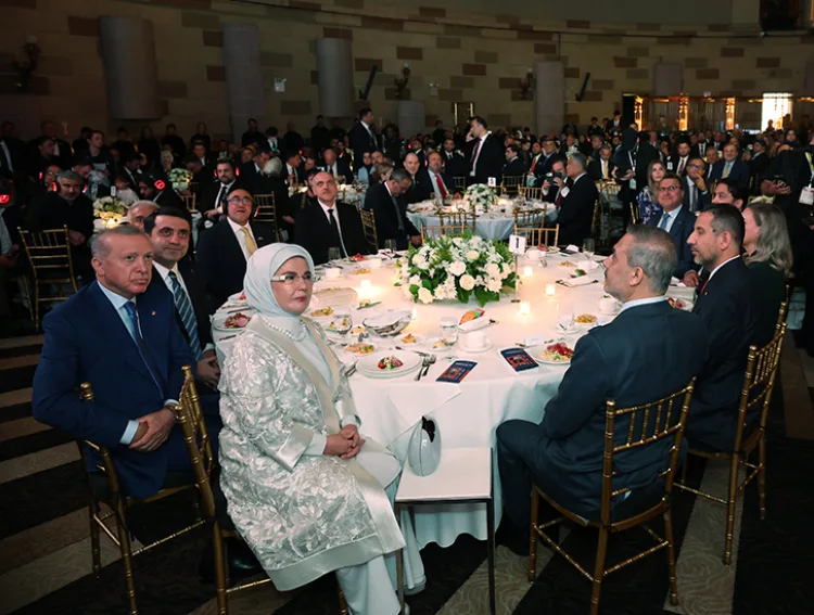 Cumhurbaşkanı Erdoğan New York’ta Türk-Amerikan Toplumuyla Bir Araya Geldi