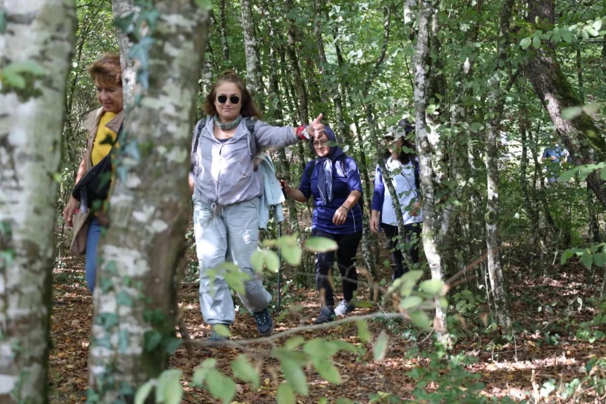 İzmit'te Fethiye Mahallesi'nde Doğa Yürüyüşü Düzenlendi