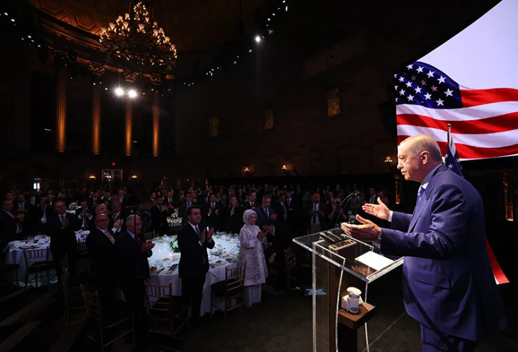 Cumhurbaşkanı Erdoğan New York’ta Türk-Amerikan Toplumuyla Bir Araya Geldi