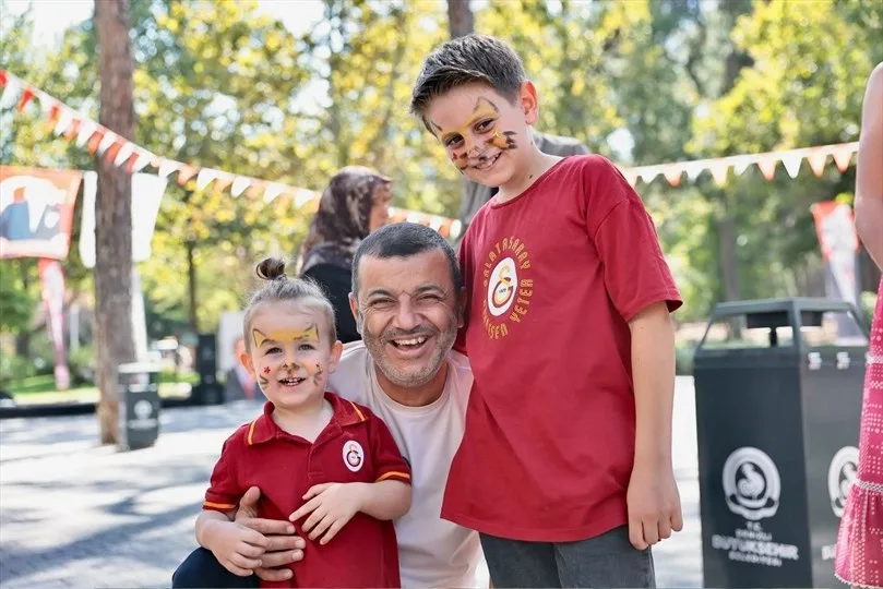 Denizli’de Okula Merhaba Şenliği: Binlerce çocuk eğlendi