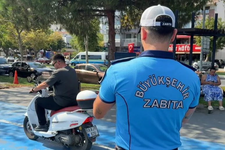 Sahilde kuralsız sürüşe ceza veriliyor