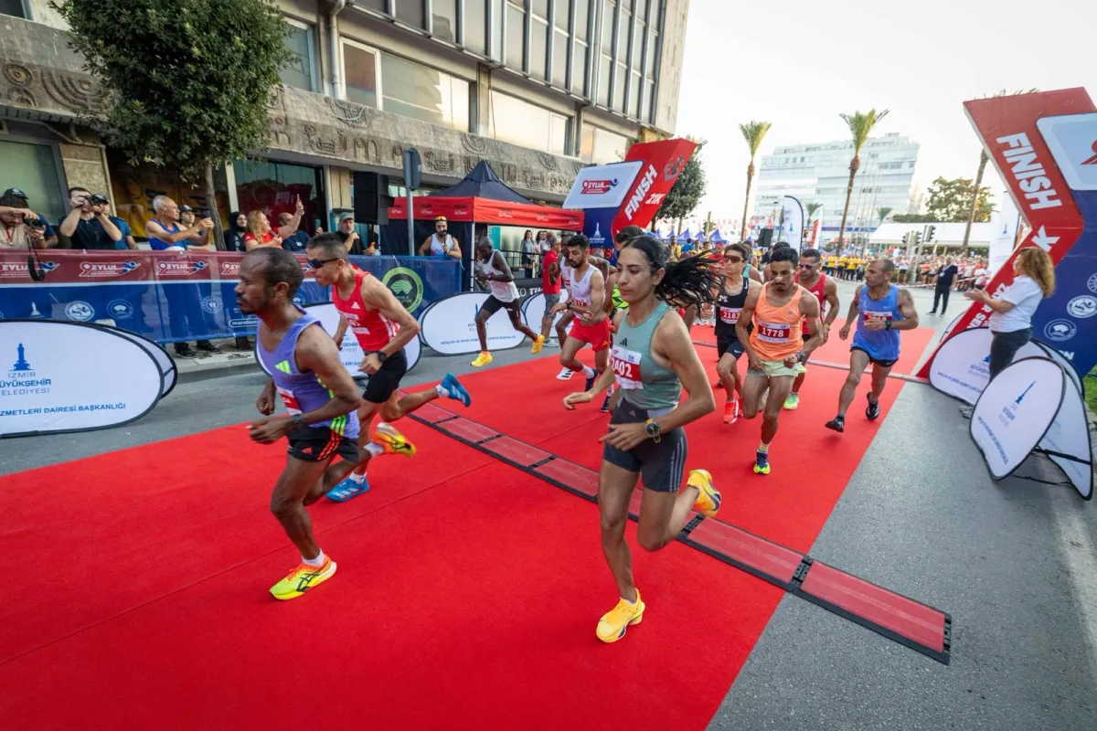 İzmir Yarı Maratonu 14. kez rekor kırdı