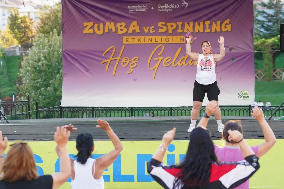 Beylikdüzü'de Zumba ve Spinning ile hafta sonu doldu