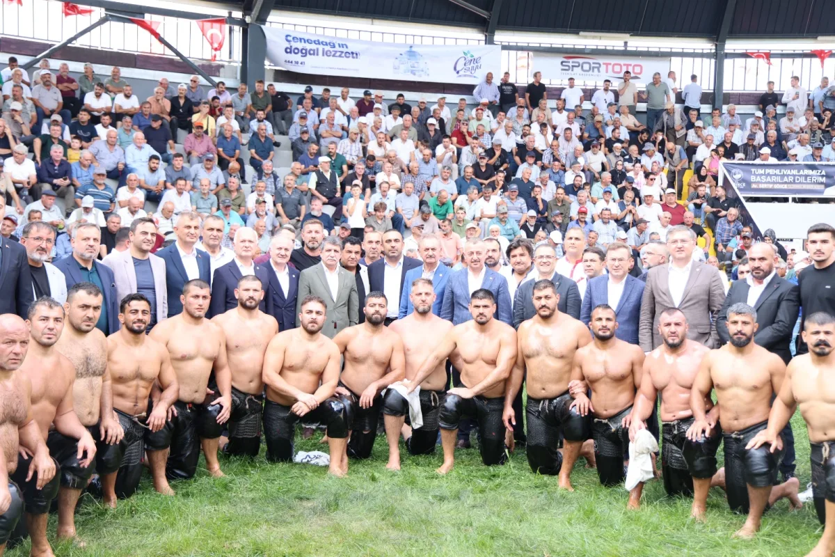 Kocaeli İshakçılar’da Büyükşehir Başkanıyla Yağlı Güreş Heyecanı