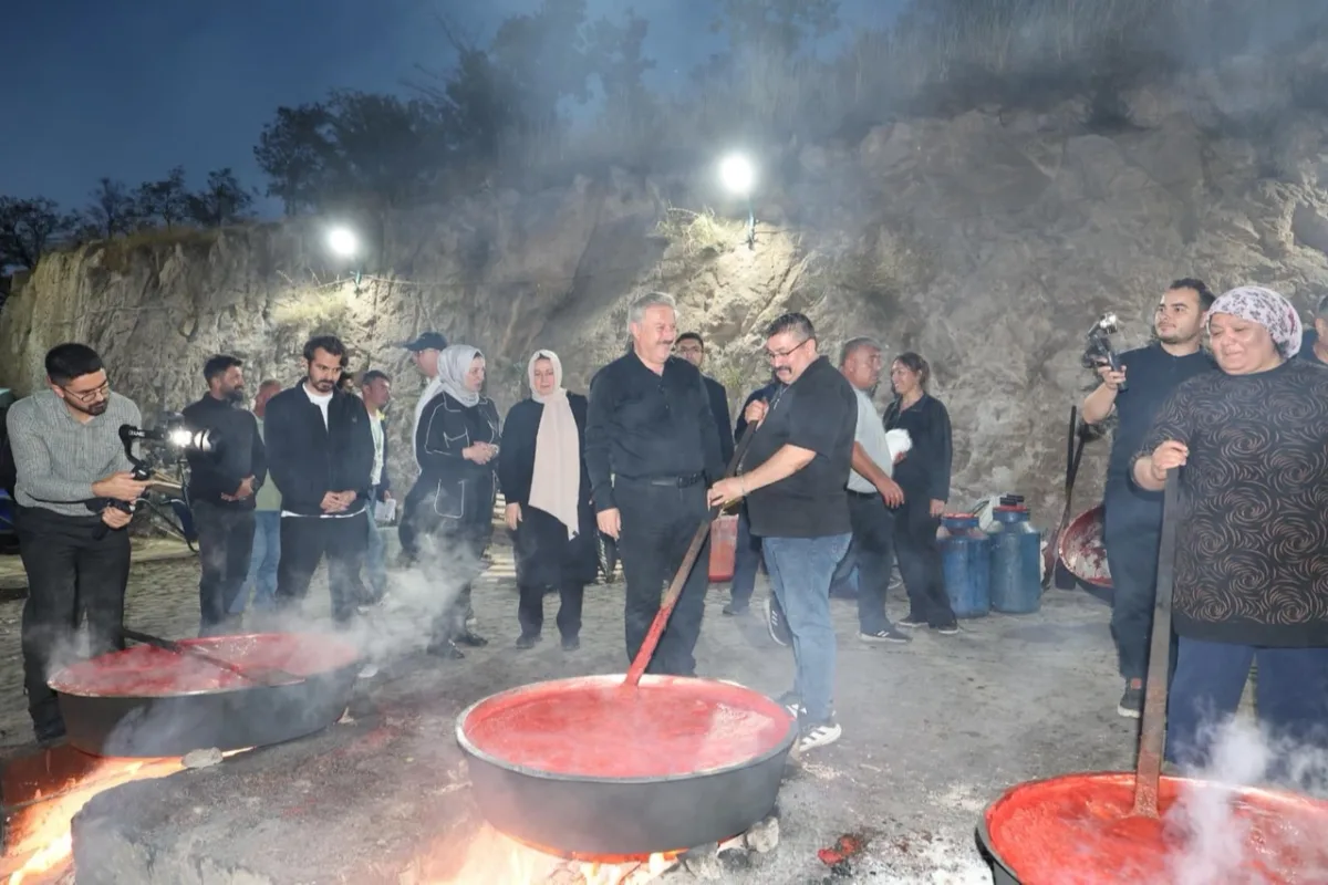 Kayseri Melikgazi'de Salça Günleri Rekor Kırdı
