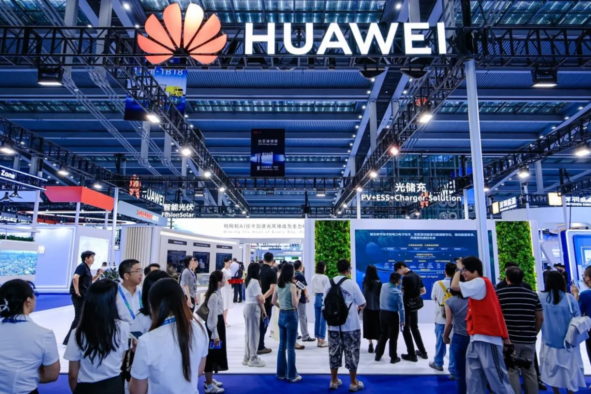 Huawei, IDEE 2026'da şebeke-özelli AI çözümlerini sergiledi