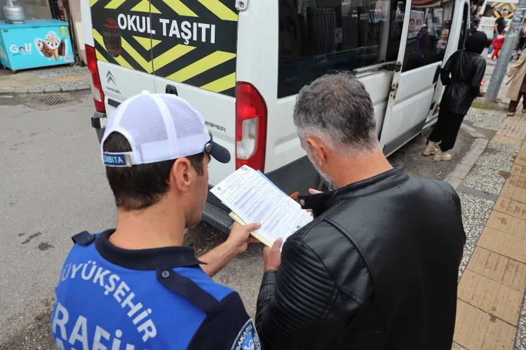Sakarya Zabıtası'ndan okul servislerine denetim