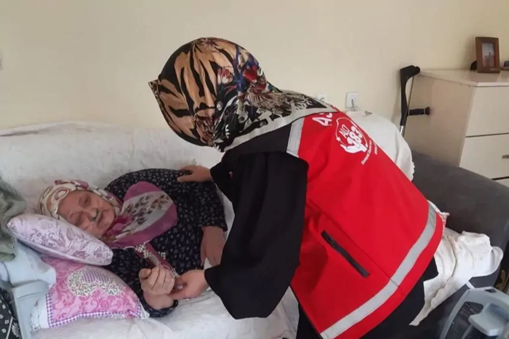 Evde Bakım Yardımı ödemeleri hesaplara yatırıldı
