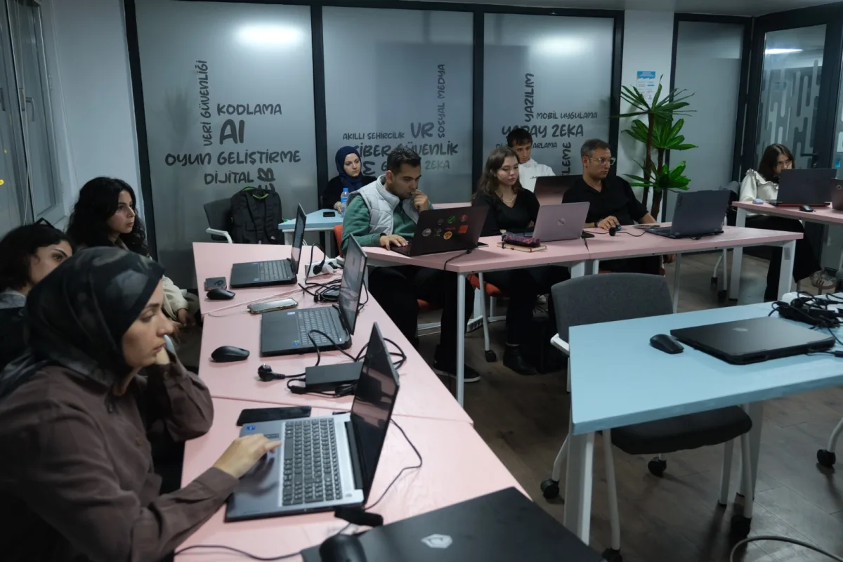 Kocaeli'de Dijital Kampüs yeni dönem başvuruları başladı