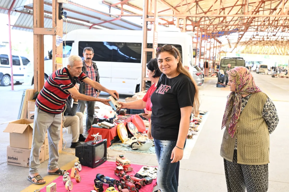 Manisa İkinci El Eşya Pazarı Yeni Lokasyonda Açıldı