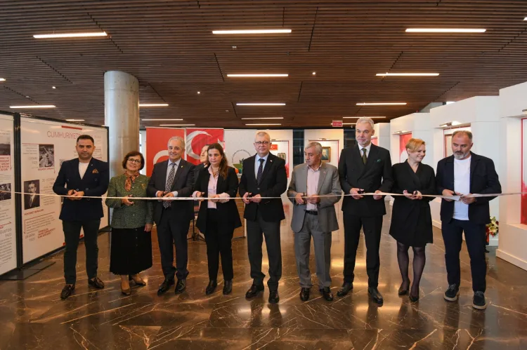 Osmangazi’de Cumhuriyet ve Atatürk sevgisi sergiyle ölümsüzleşti