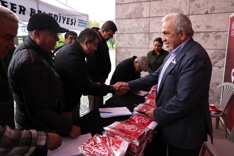 Bursa'da Atatürk posterleri Nilüfer’in her yerinde