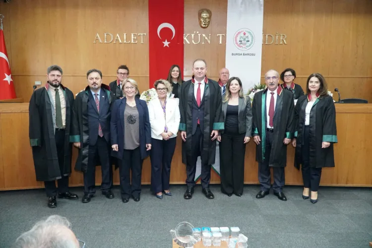 Bursa Barosu’nda Yener Poroy dönemi resmen başladı