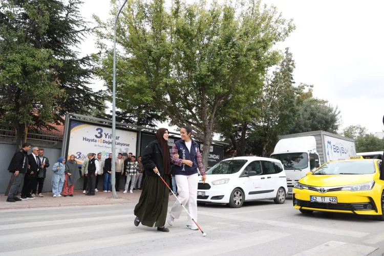 Konya Zabıtası'na görme engelli bireylerden farkındalık eğitimi
