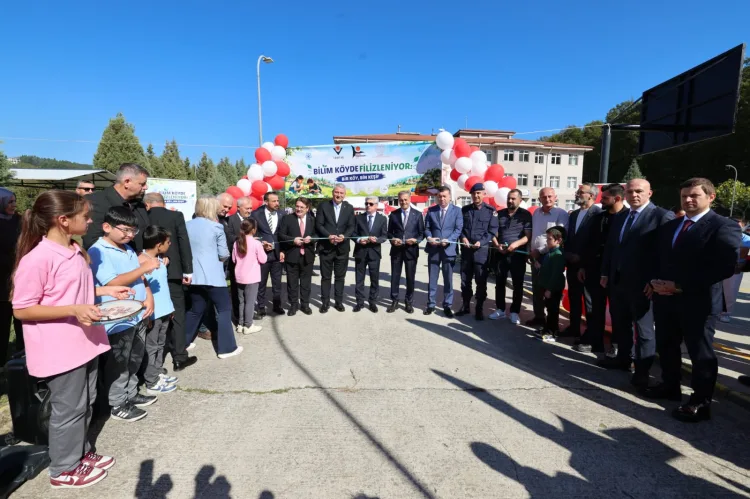 Sakarya'da köy okullarında bilim rüzgarı esti