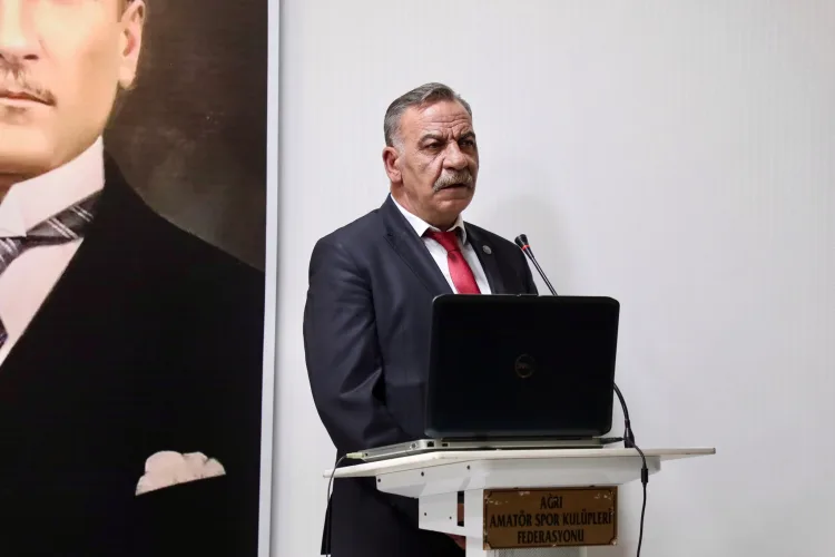 Ağrı’da sporun enleri ödül töreni coşkuyla tamamlandı... ASKF’den 13 isme ödül