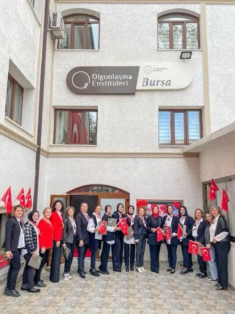 Bursa Olgunlaşma Enstitüsü'nde coşkulu Cumhuriyet Bayramı kutlaması