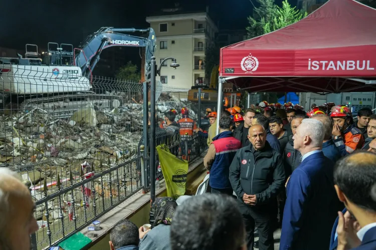 Maltepe’deki Göçükte Acı Bilanço: 5 Kişi Hayatını Kaybetti!
