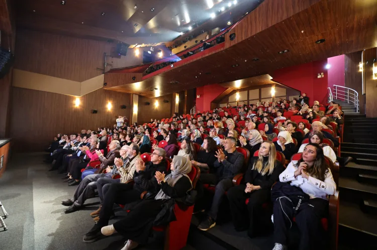 Çiğdem Yarkın’dan Sakarya AKM’de klasik ziyafet
