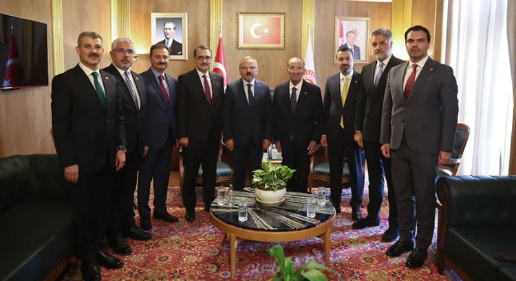 TBMM'de o görevden istifa etmişti... Bozdağ görevi Beyazıt’a devretti!