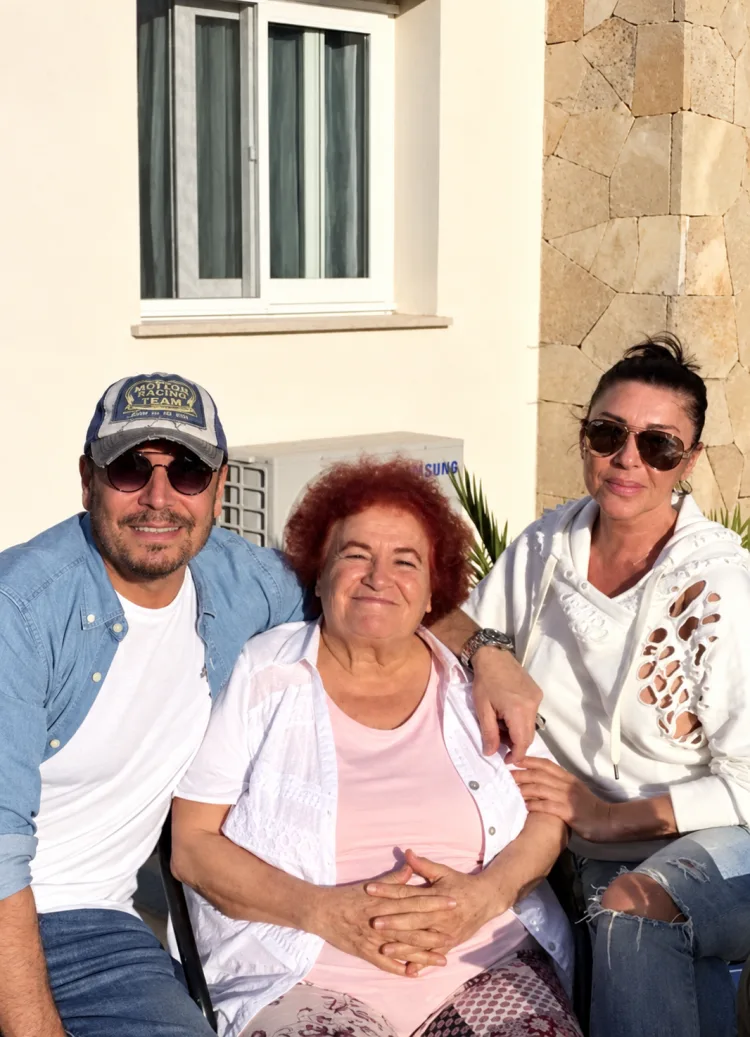 Sahneden geçen 30 yıl... Cenk Eren özel konsere hazırlanıyor
