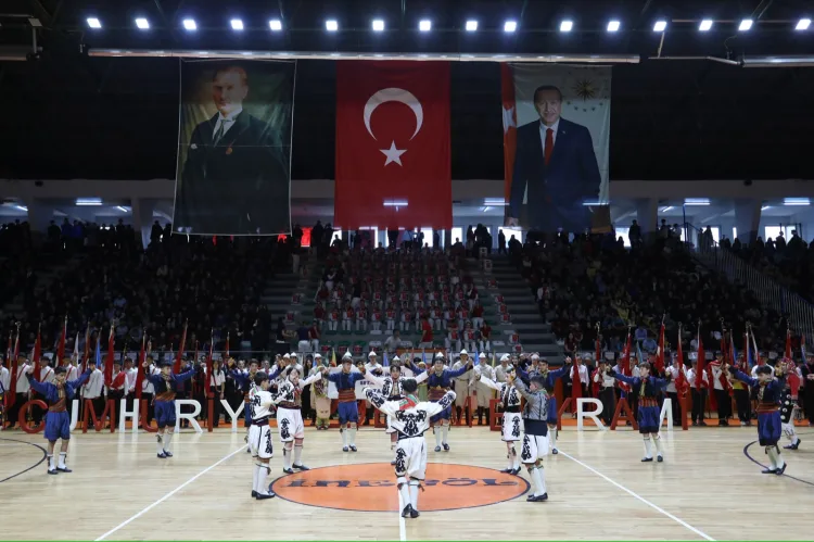 İnegöl’de Cumhuriyetin 103. yılı coşkuyla kutlandı