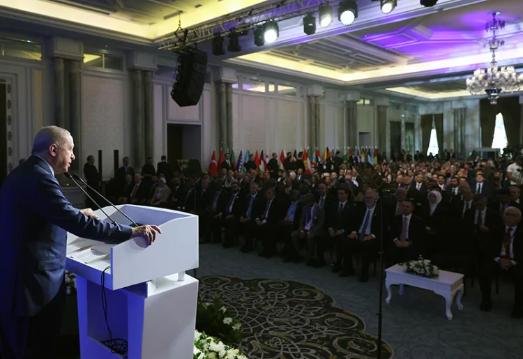 Cumhurbaşkanı Erdoğan'dan uluslararası zirvede 'adil dünya' vurgusu