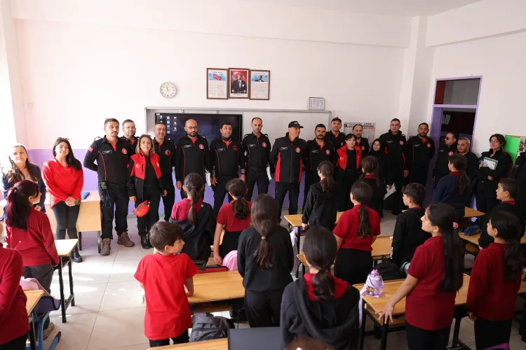 Keçiören’de Öğrenci ve Öğretmenlere Afet ve Yangın Eğitimi