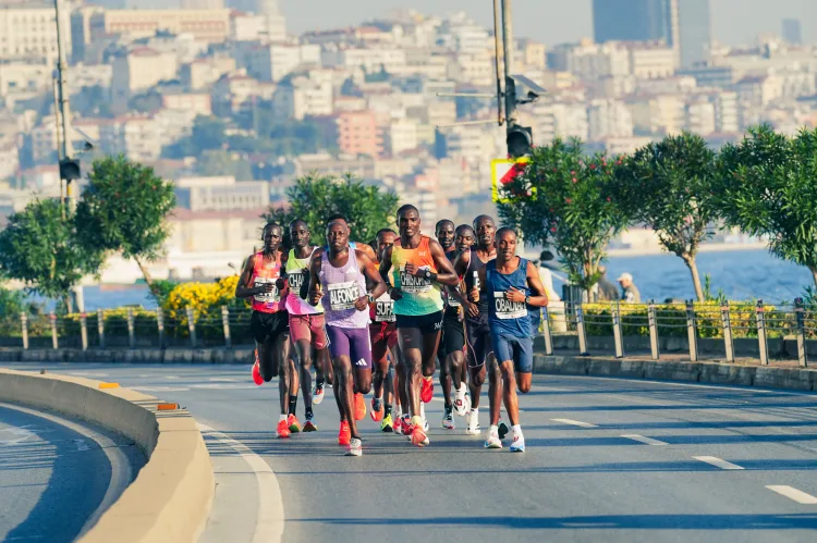 Şampiyon atletler yeniden İstanbul'da
