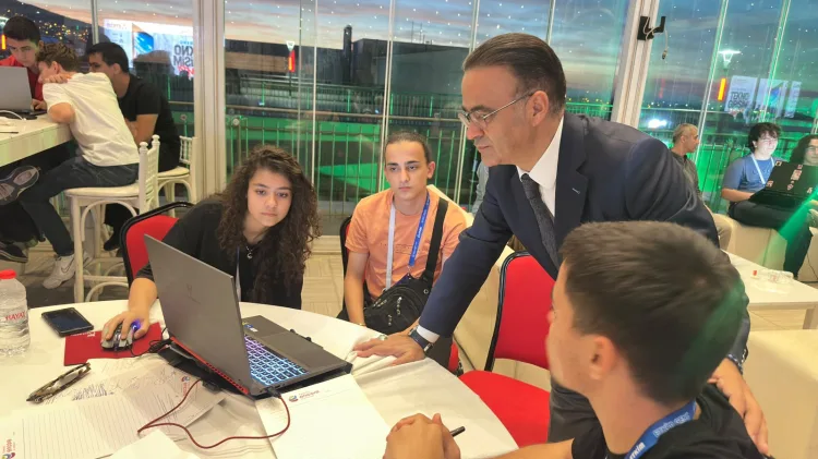 İzmir İl Milli Eğitim'den ETKİM Genç Tekno Girişim Kampı’na ziyaret