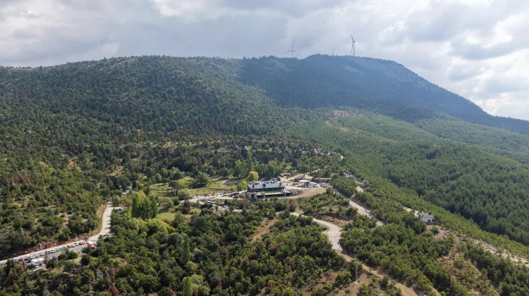 Beyşehir Hükümet Konağı’na temel, Yakamanastır Kır Evleri'ne açılış