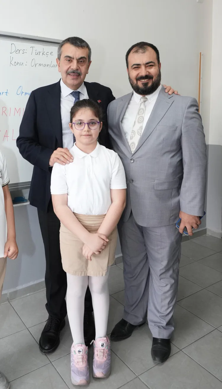 Bursa Hamitler Adnan Türkay Ortaokulu, 32 derslikli yeni yüzüyle yeniden yükseliyor