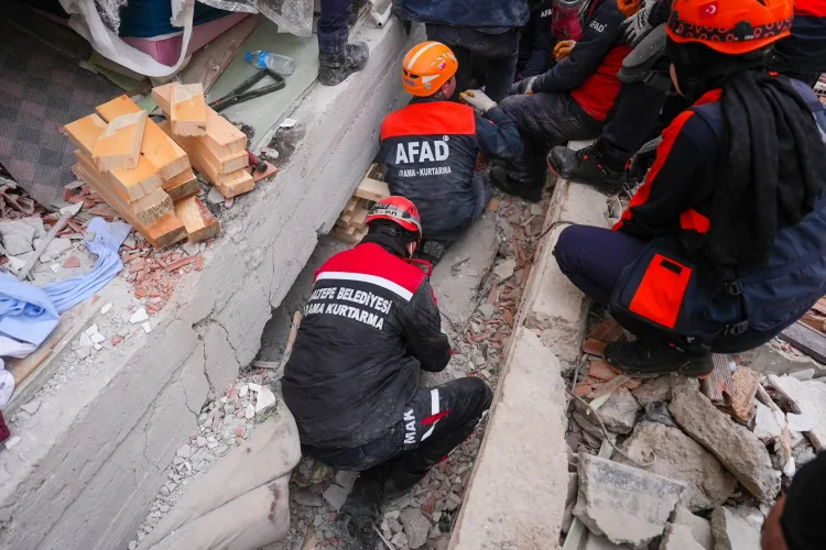 Maltepe’deki Göçükte Acı Bilanço: 5 Kişi Hayatını Kaybetti!