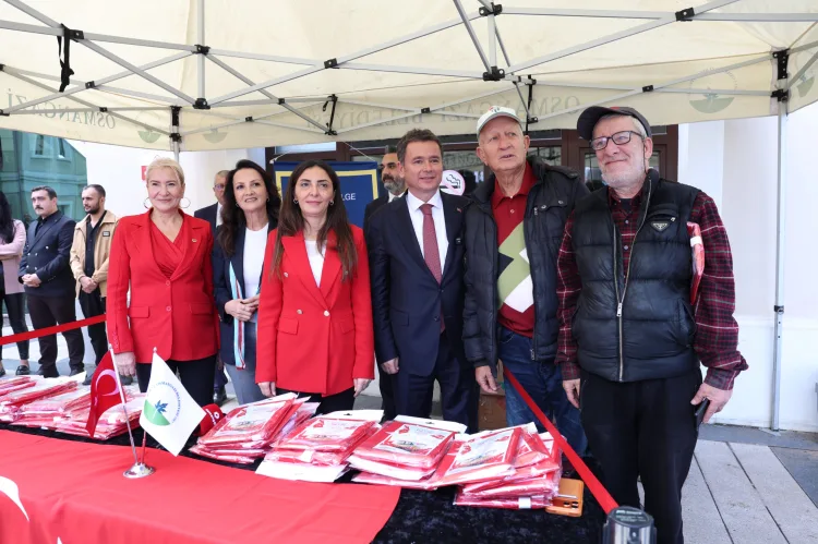 Bursa Osmangazi’de bayrak sevgisi farkındalıkla buluştu
