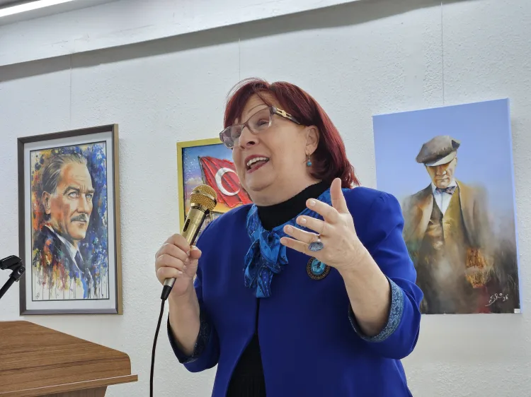 “Renklerin İzinde Cumhuriyet Sergisi” Bursa'da kapılarını açtı