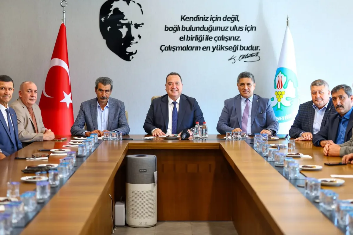 Manisa Büyükşehir'den 144 tarım makinesi desteği