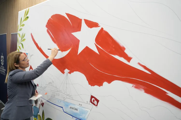 Kocaeli’de 103. Yıla 103 sanatçıdan sanatla kutlama