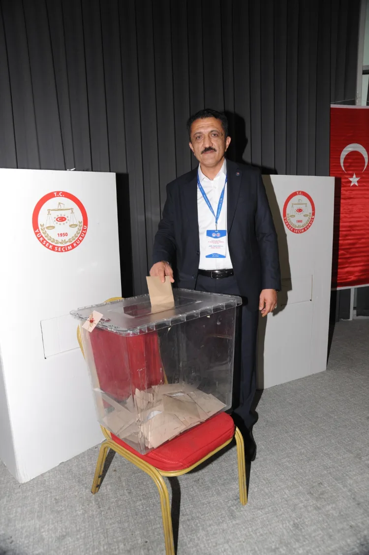 Eğitim-Bir-Sen Bursa'da Adil Yazıcıoğlu dönemi